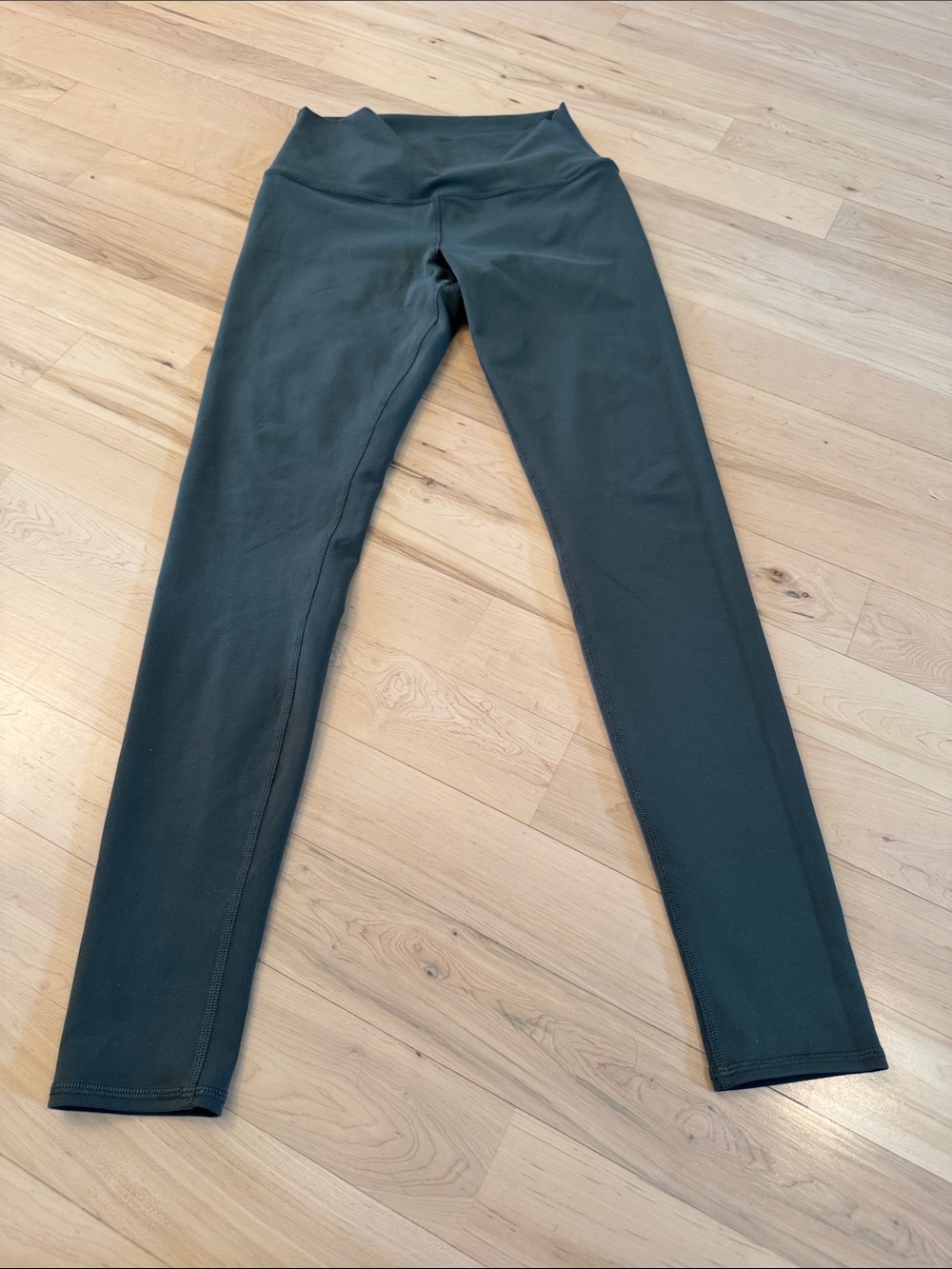Alo Yoga Airlift High-Waist leggings-Gray-Green-S - Picture 4 of 7